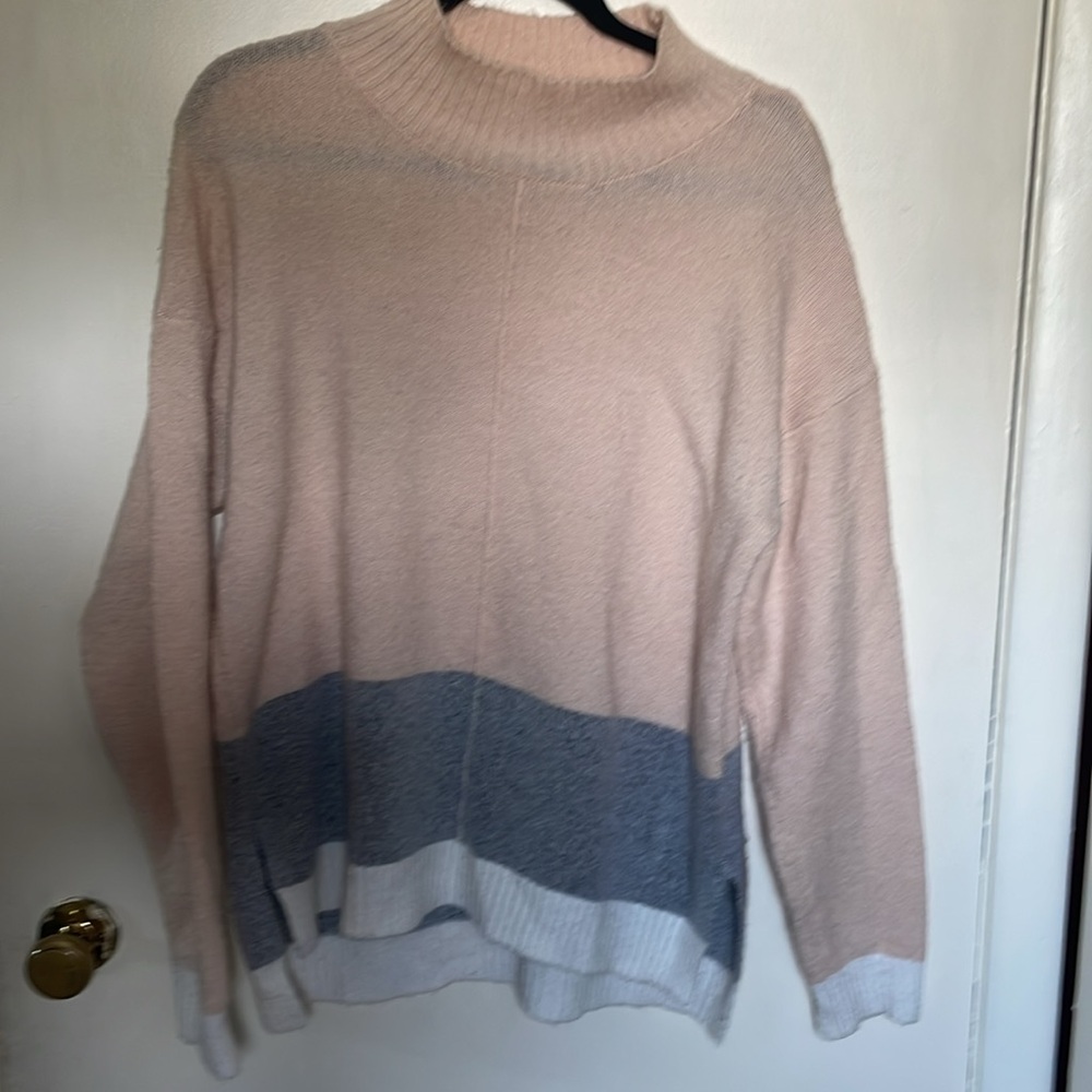 Fresh soft and long sweater. Tri-colored. Machine wash. Good condition.* Large - Picture 2 of 8